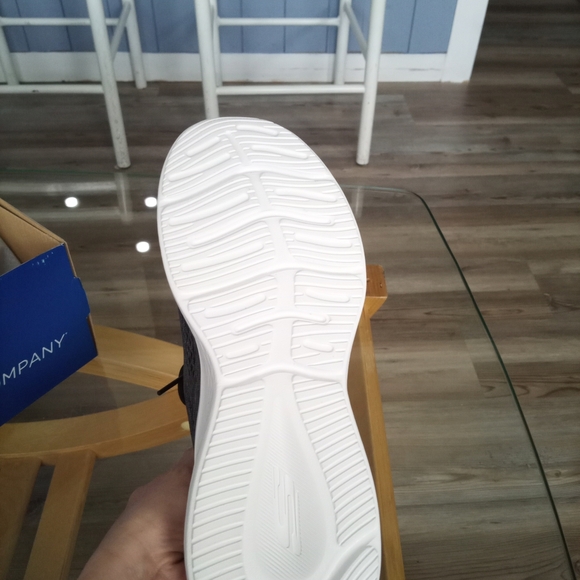 Skechers Hands Free Slip-Ins Athletic Shoes - Picture 6 of 9